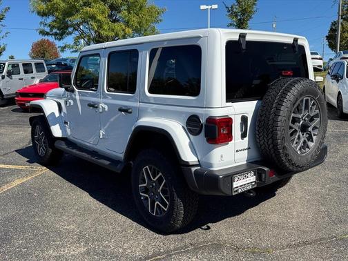 2025 Jeep Wrangler 4-Door Sahara 4x4