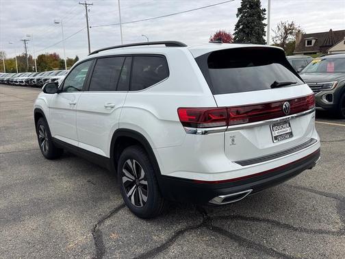 2026 Volkswagen Atlas 2.0T SE