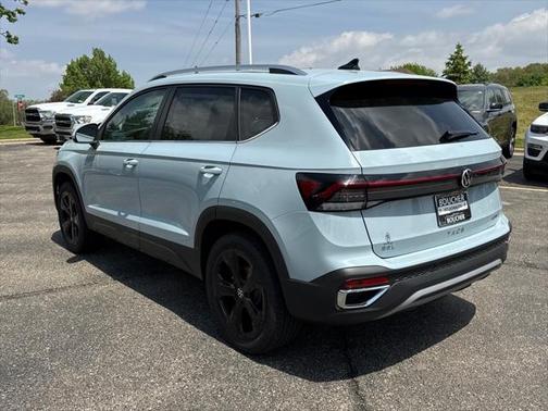 2025 Volkswagen Taos 1.5T SEL