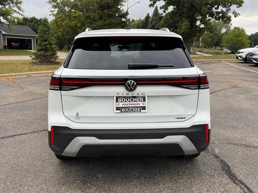 2025 Volkswagen Tiguan 2.0T SE 4MOTION