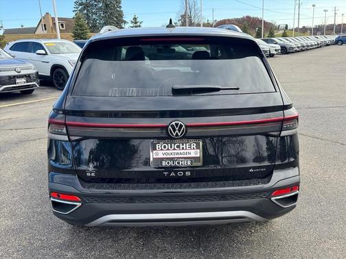 2026 Volkswagen Taos SE