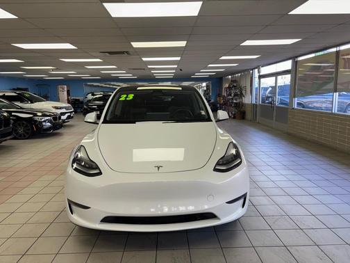 2023 Tesla Model Y Long Range AWD