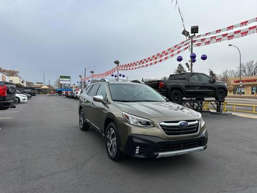2021 Subaru Outback Touring