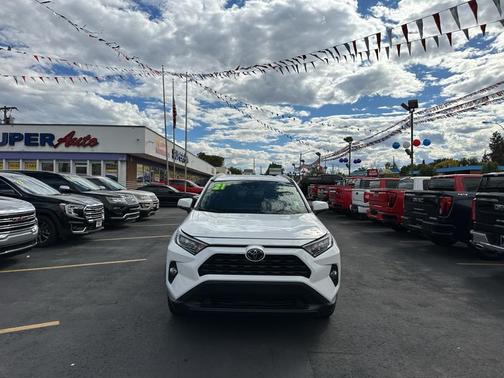 2021 Toyota RAV4 XLE
