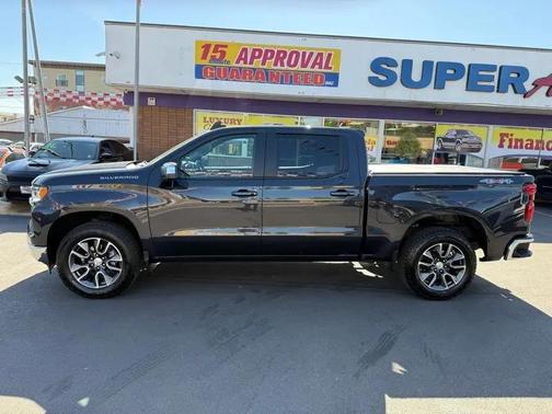 GRAY 2024 Chevrolet Silverado 1500 LT