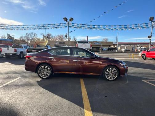 2023 Nissan Altima 2.5 SL