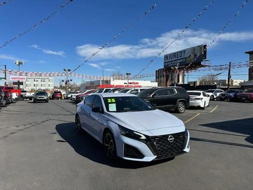 2025 Nissan Altima SR AWD