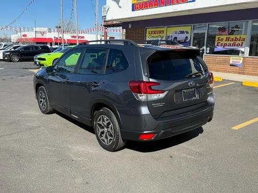 2022 Subaru Forester Premium