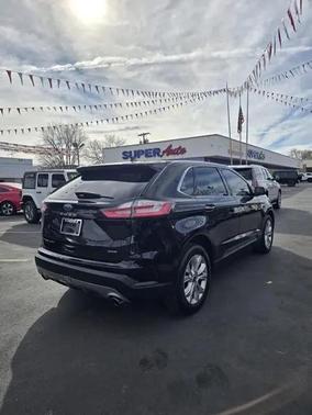 2023 Ford Edge Titanium