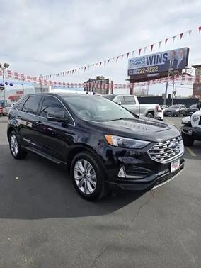 2023 Ford Edge Titanium