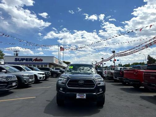2019 Toyota Tacoma SR