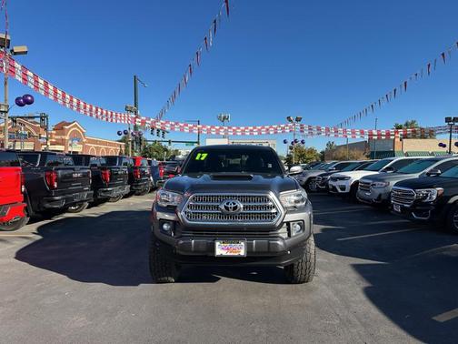 2017 Toyota Tacoma TRD Sport