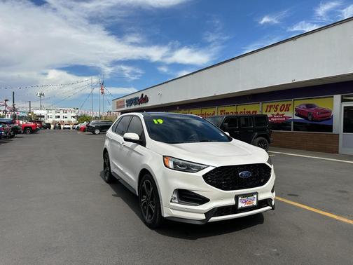 2019 Ford Edge ST