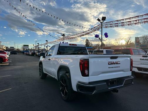 2024 GMC Sierra 1500 Pro