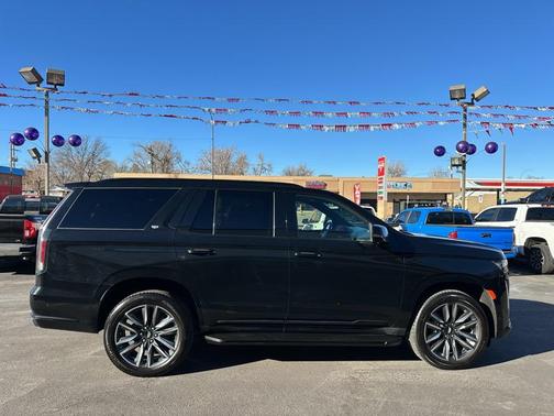 2023 Cadillac Escalade Sport