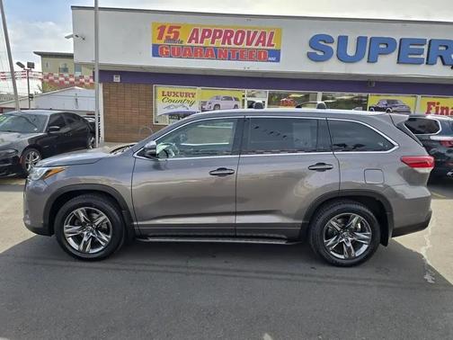 GRAY 2018 Toyota Highlander Limited