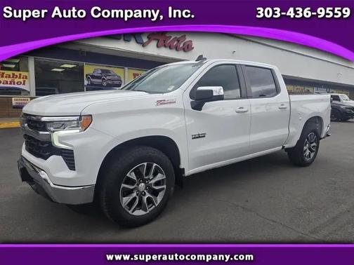 WHITE 2024 Chevrolet Silverado 1500 LT
