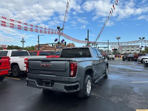 2022 GMC Sierra 1500 SLE