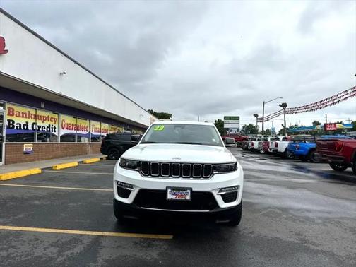 2023 Jeep Grand Cherokee Limited X