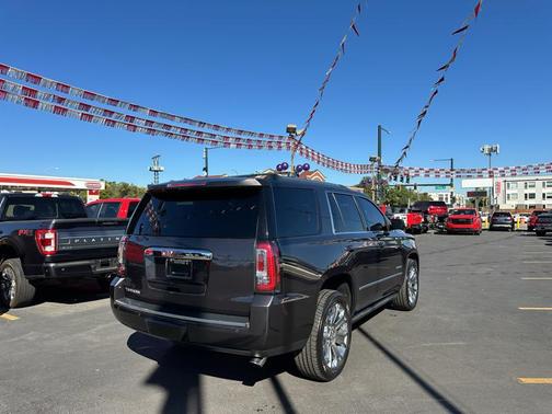 2016 GMC Yukon Denali