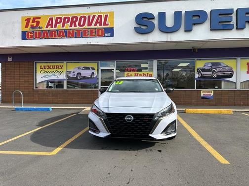 2025 Nissan Altima SR AWD