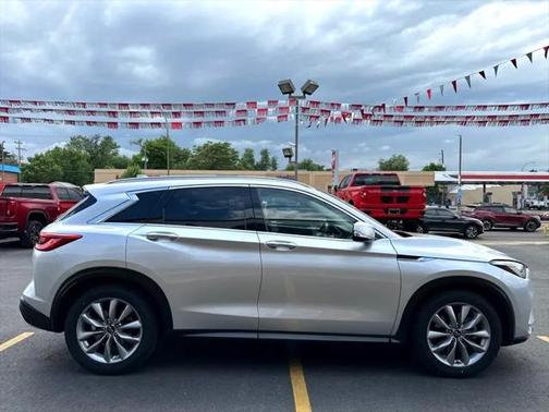 2021 INFINITI QX50 LUXE AWD