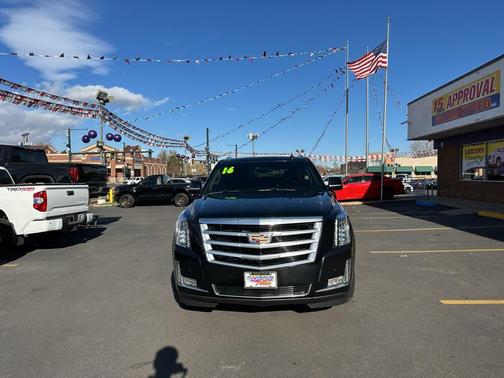 2016 Cadillac Escalade Luxury