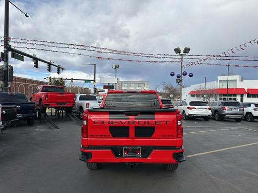 2023 Chevrolet Silverado 1500 Custom
