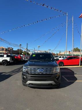 2021 Ford Expedition XLT