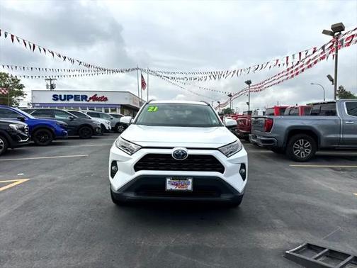 2021 Toyota RAV4 Hybrid XLE