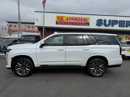 WHITE 2023 Cadillac Escalade Sport