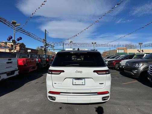 2022 Jeep Grand Cherokee L Summit