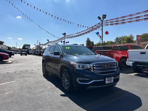 2019 GMC Acadia SLT-1