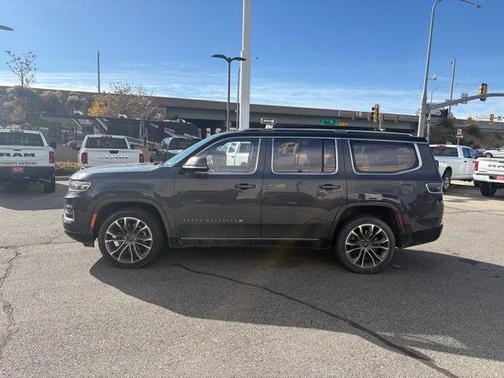 2022 Jeep Grand Wagoneer Series III 4x4
