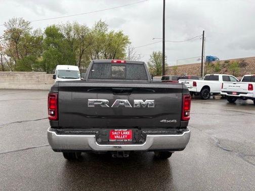 2025 RAM 3500 Tradesman Crew Cab 4x4 8' Box