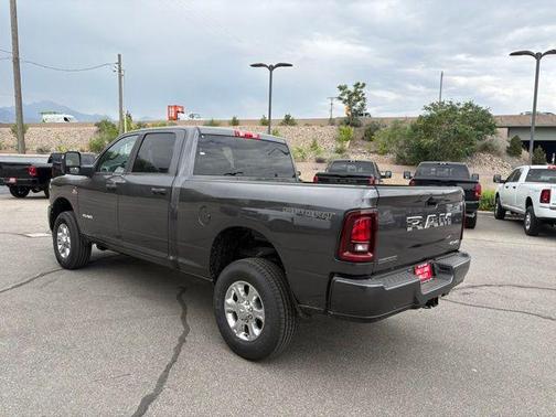 2025 RAM 2500 Big Horn Crew Cab 4x4 6'4' Box
