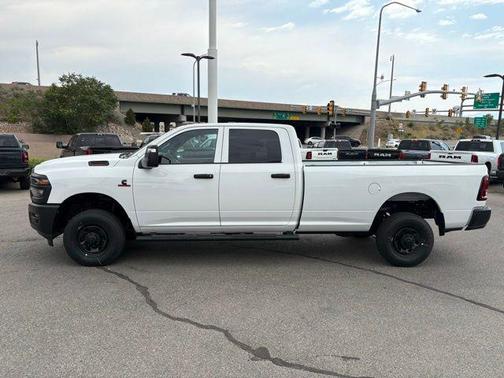 2025 RAM 2500 Tradesman Crew Cab 4x4 8' Box