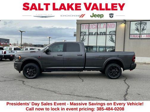 2022 RAM 3500 Limited Crew Cab 4x4 8' Box