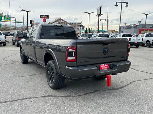 2022 RAM 3500 Limited Crew Cab 4x4 8' Box