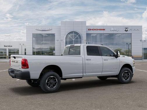 2026 RAM 3500 Laramie Crew Cab 4x4 8' Box