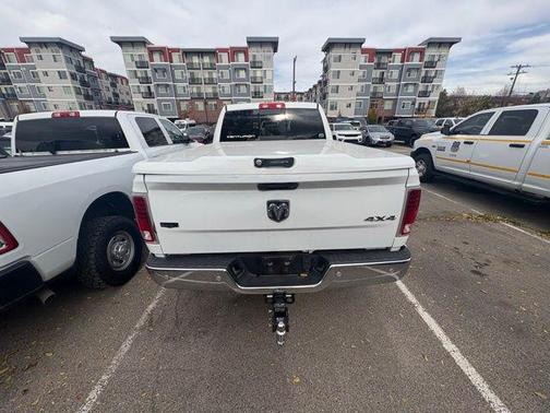 2017 RAM 2500 Laramie Crew Cab 4x4 6'4' Box