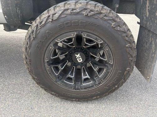2018 RAM 2500 Laramie Crew Cab 4x4 6'4' Box
