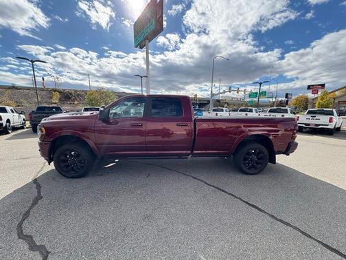 2024 RAM 3500 Limited Crew Cab 4x4 8' Box