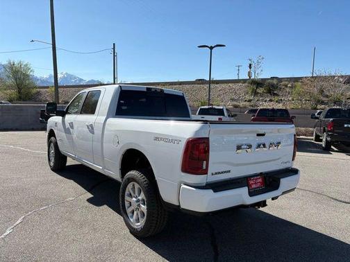 2025 RAM 2500 Laramie Crew Cab 4x4 6'4' Box