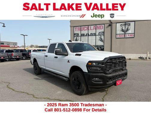 2025 RAM 3500 Tradesman Crew Cab 4x4 8' Box