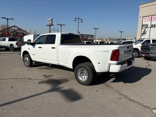 2026 RAM 3500 Big Horn Crew Cab 4x4 8' Box