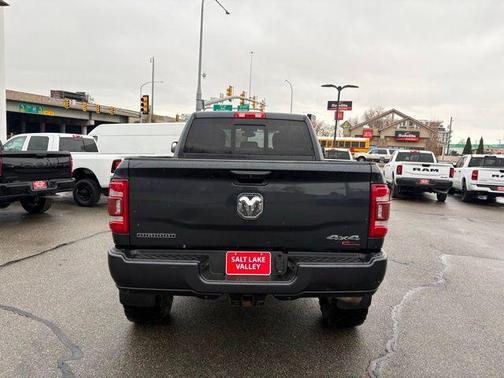 2020 RAM 2500 Big Horn Crew Cab 4X4 6'4' Box