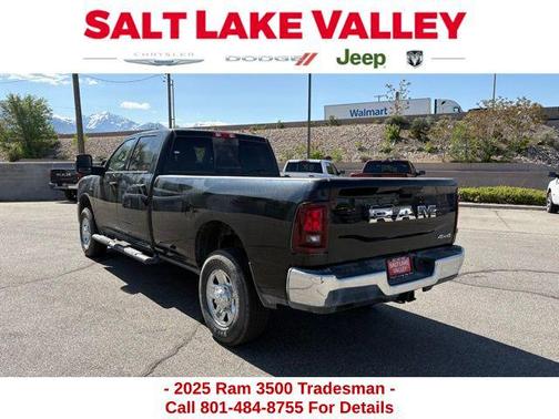 2025 RAM 3500 Tradesman Crew Cab 4x4 8' Box