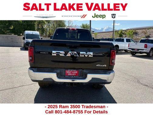 2025 RAM 3500 Tradesman Crew Cab 4x4 8' Box