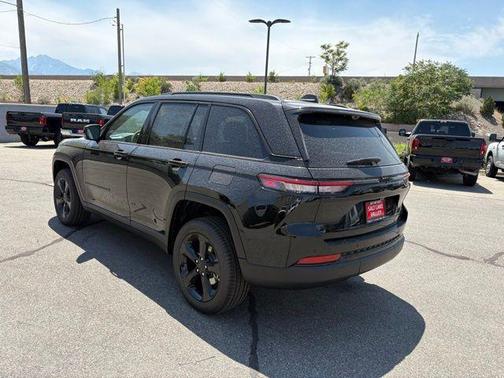 2025 Jeep Grand Cherokee Limited X